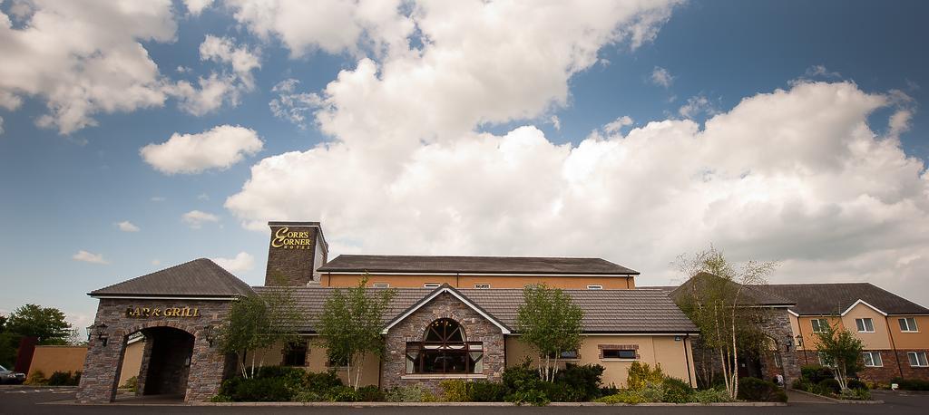 Corr'S Corner Hotel Newtownabbey Exterior foto